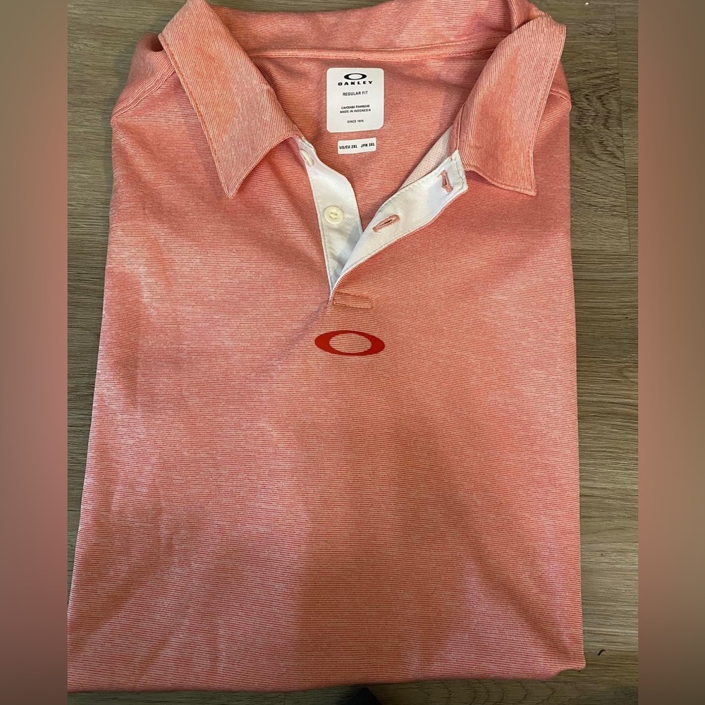 Men’s Oakley golf polo